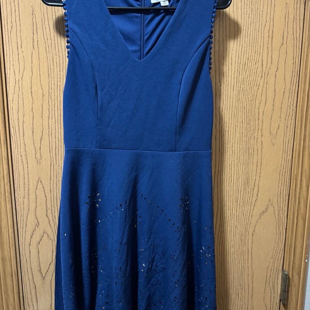 Francesca’s dress size M